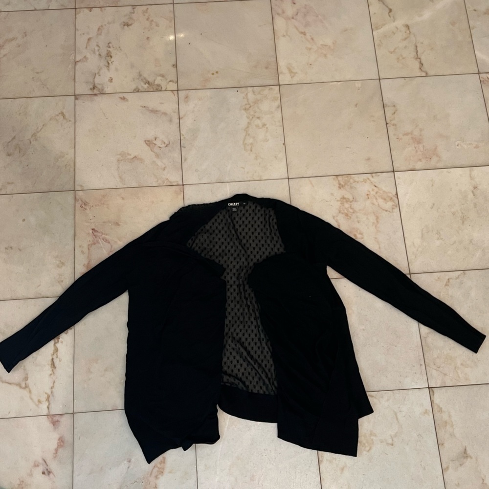 Dkny Women’s sweater, size small